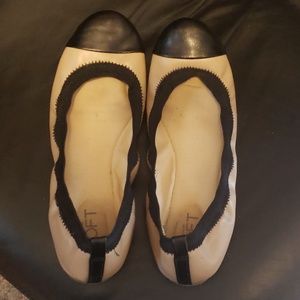 Loft ballet flats